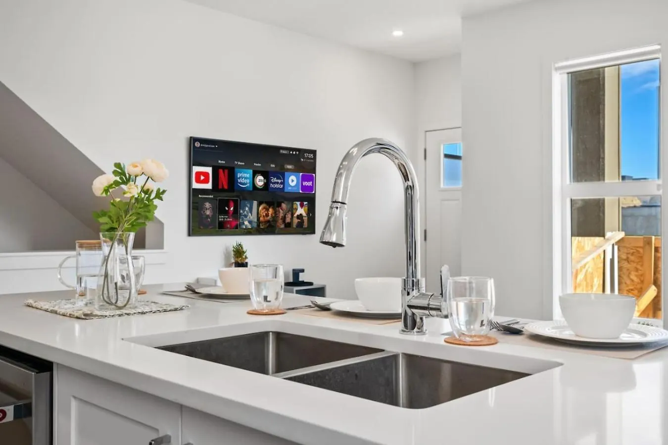 Luxury Aspen 2Br Home With Double Garage Car Parking Calgary 0*,  Canada